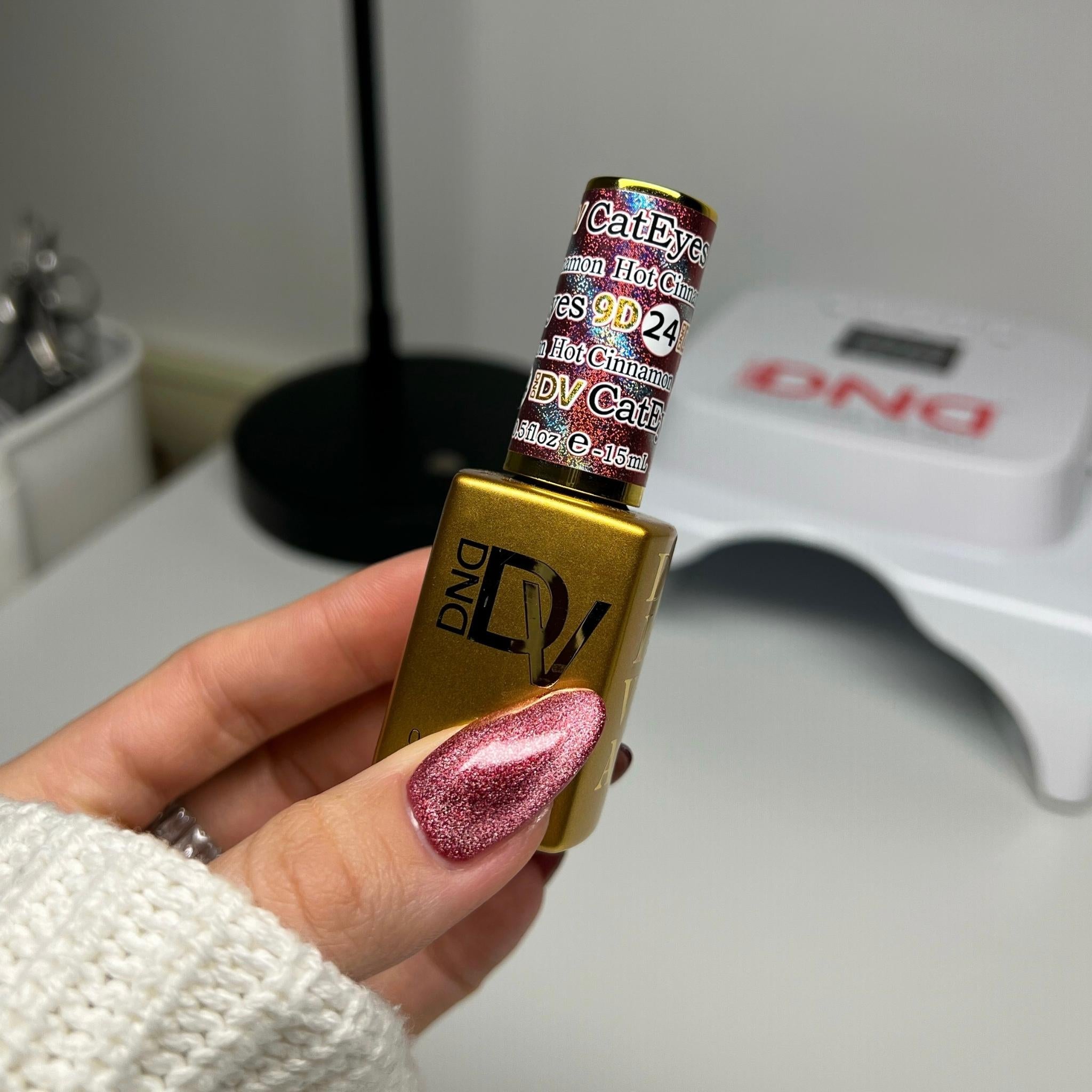 DIVA 9D Cat Eye Candy #24 - Hot Cinnamon thumbnail 4