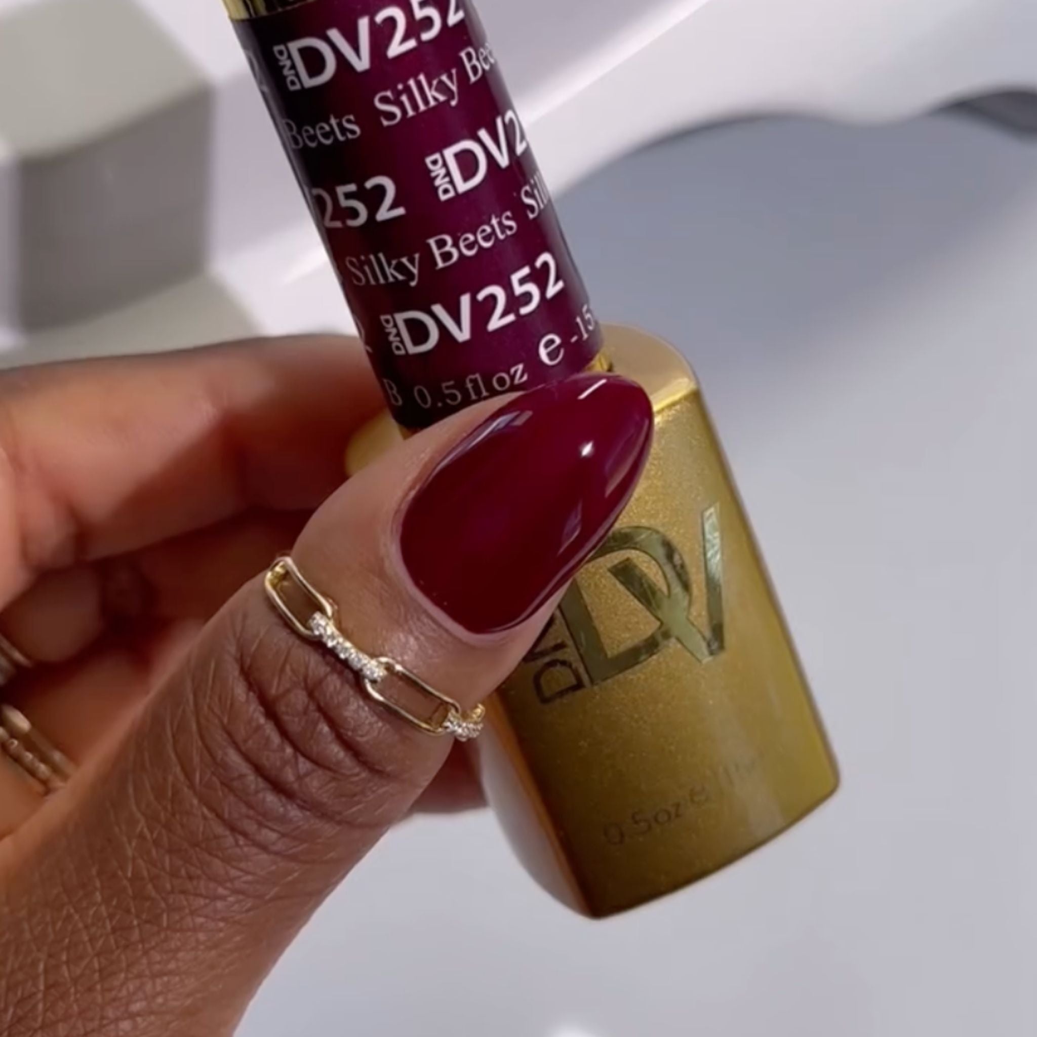 A Sultry Touch Gel Polish Starter Kit thumbnail 3