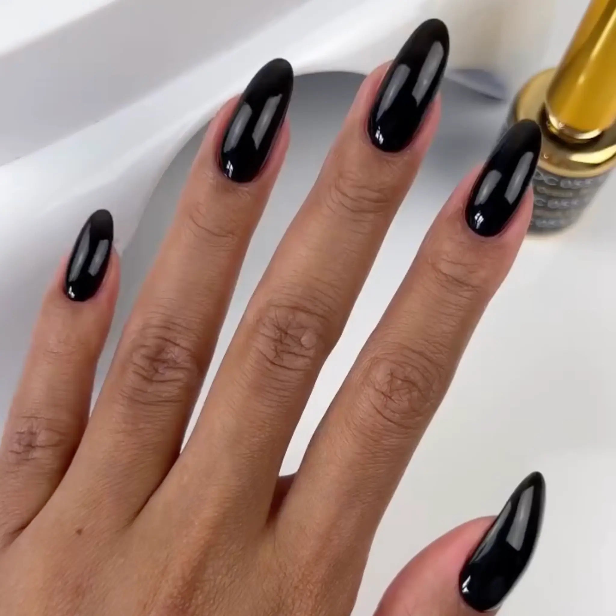 Black Ocean #055 thumbnail 2