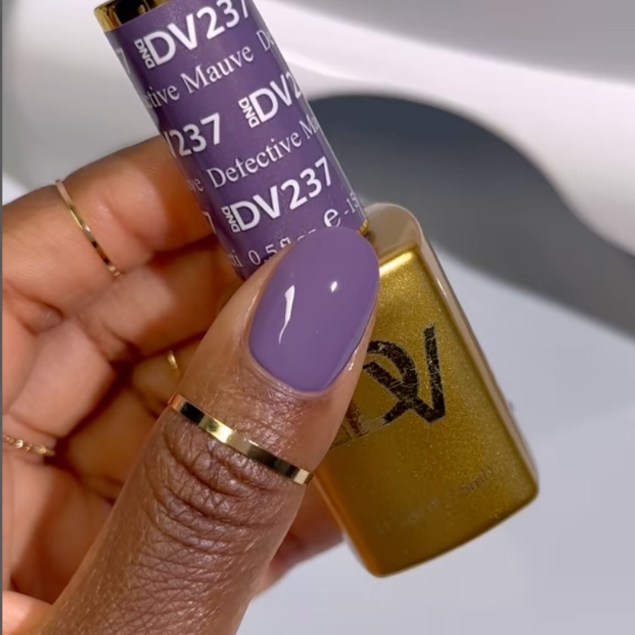 Detective Mauve DIVA #237 thumbnail 3