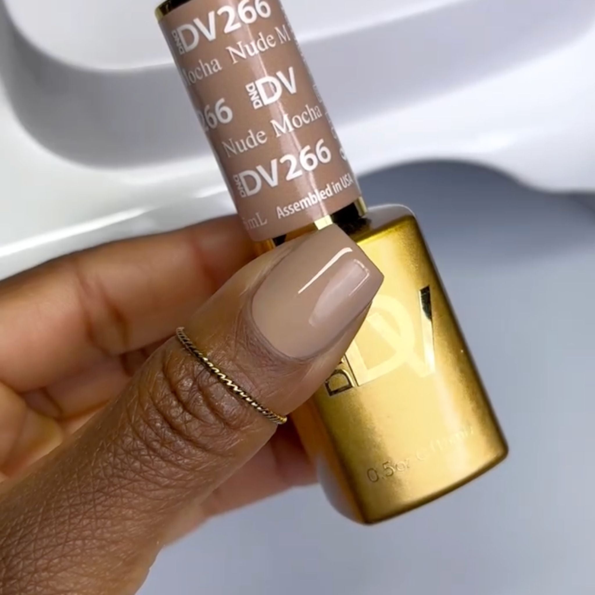 Nude Mocha DIVA #266 thumbnail 4