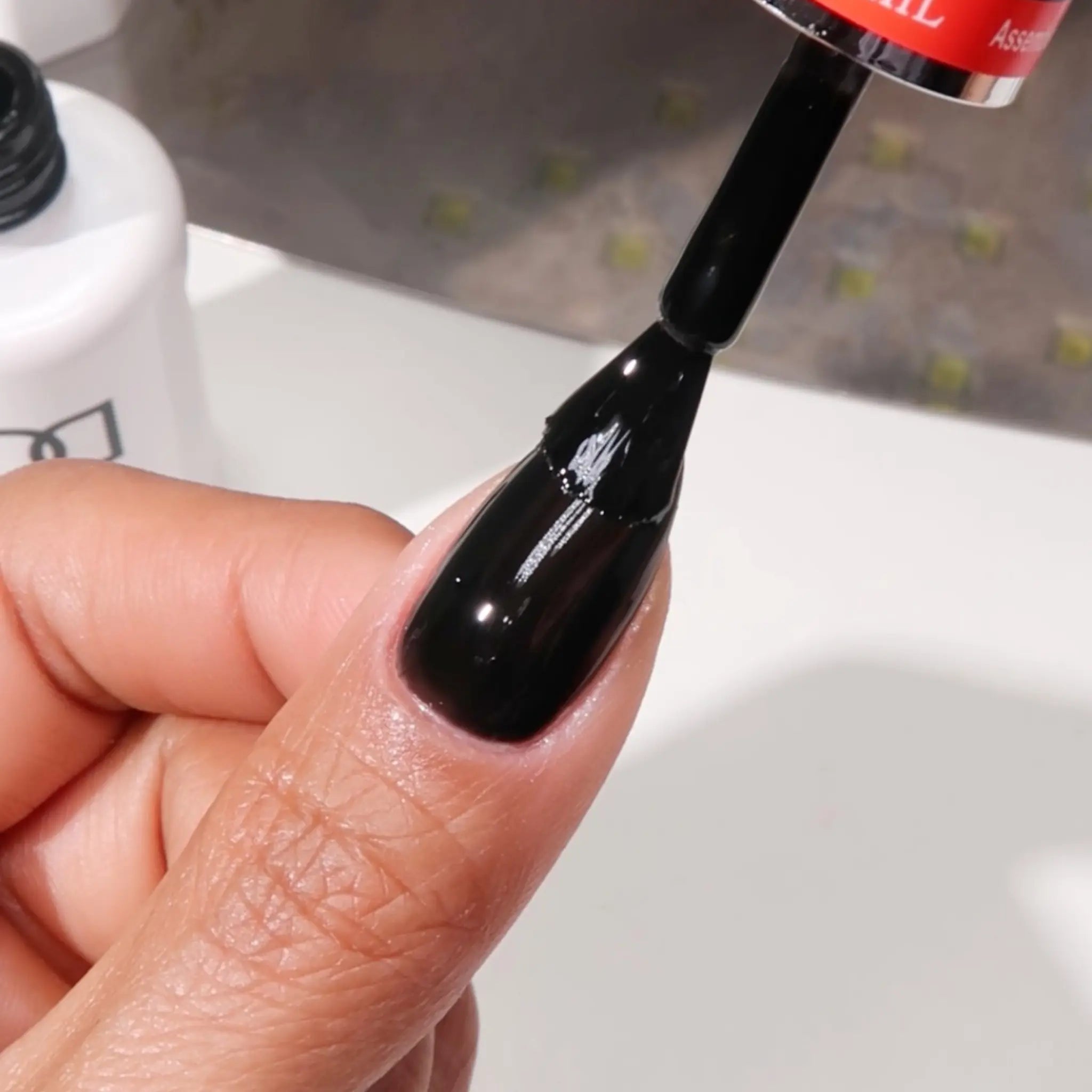 DND Chrome Base Gel #5555 - Black thumbnail 3