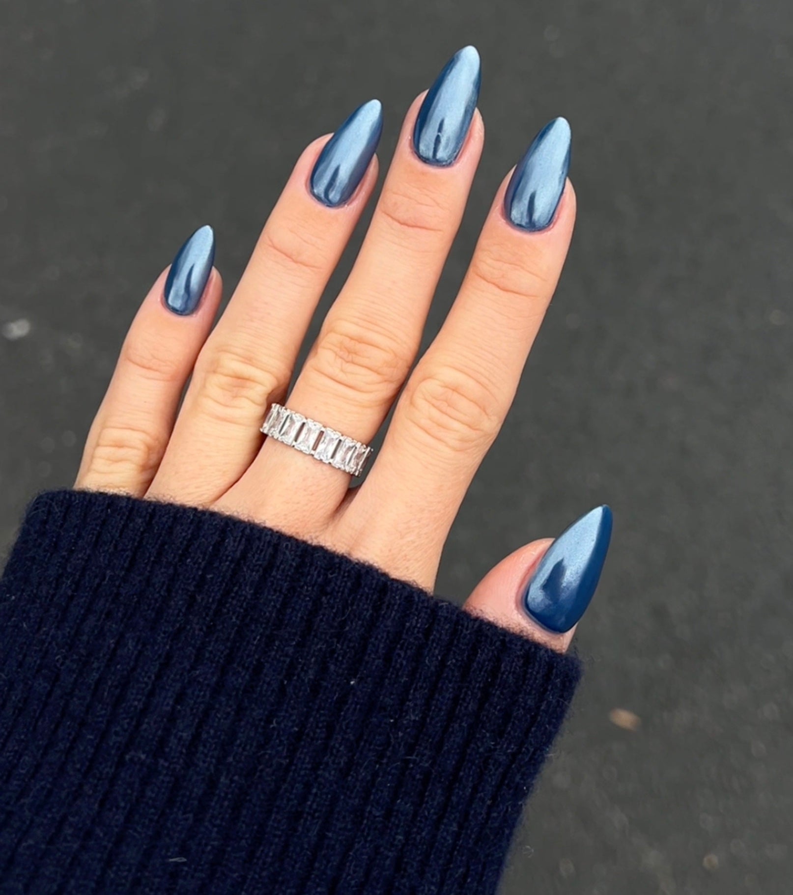 DND Chrome Effect White Silk #02 thumbnail 2