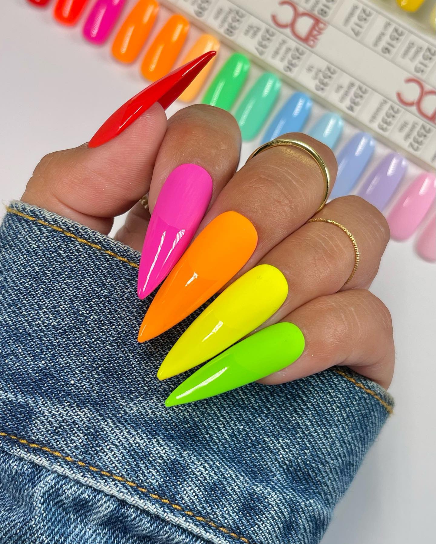DND Gel E Tips - Full Long Stiletto #4 thumbnail 2