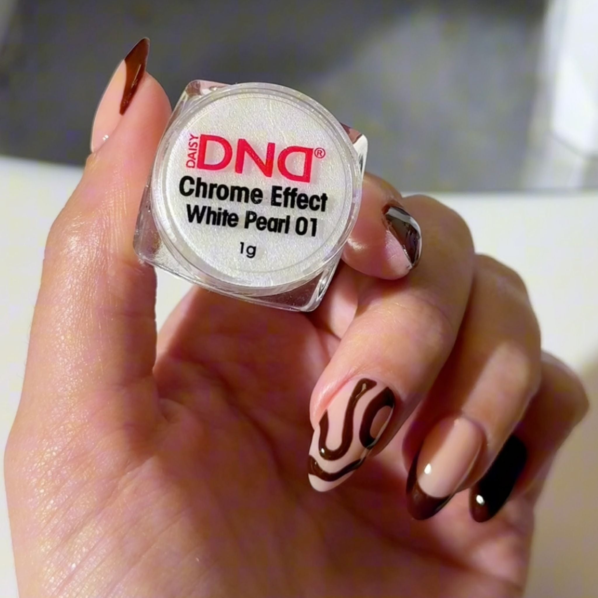 DND Chrome Effect White Pearl #01 thumbnail 3