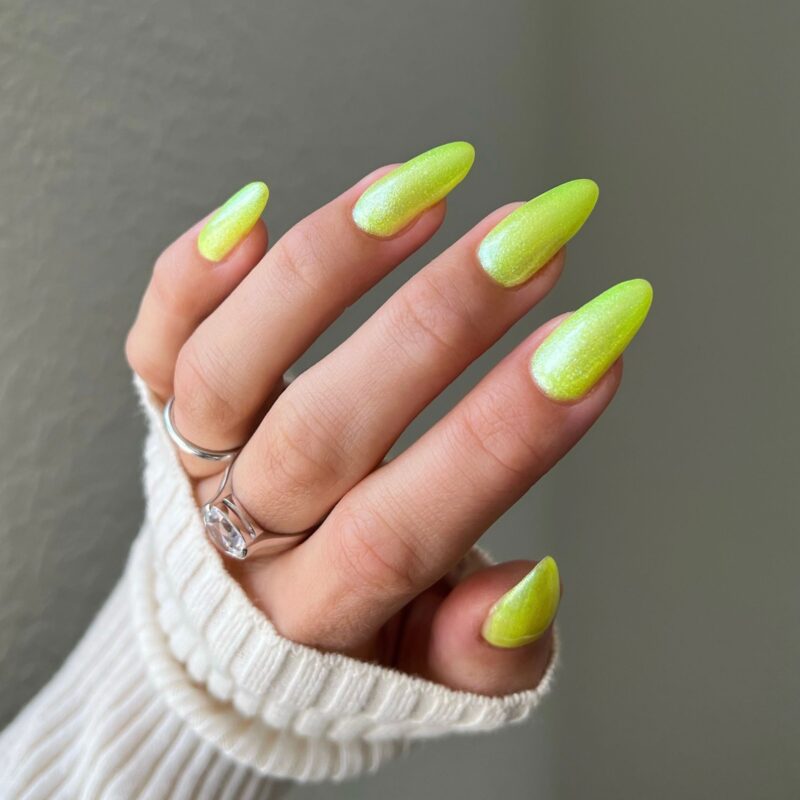 Light Beam Gel Polish Starter Kit thumbnail 4