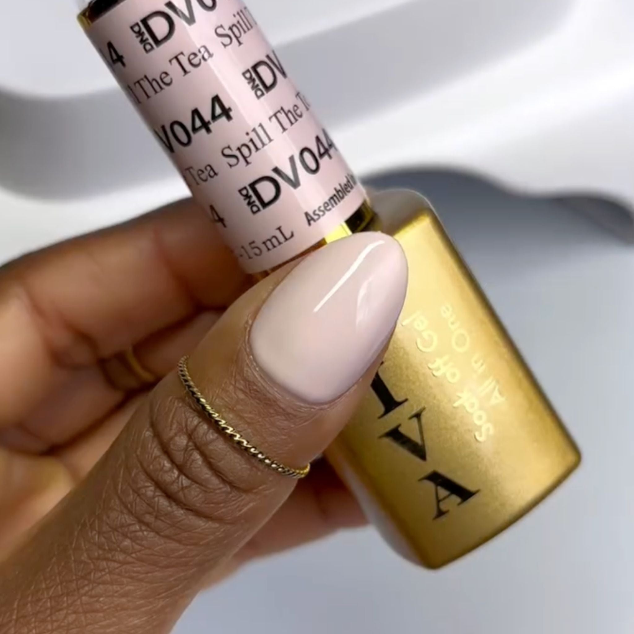 Spill The Tea DIVA #044 thumbnail 5